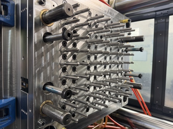 пресс-форма для шприца